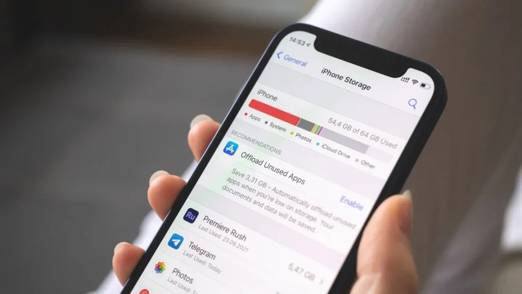 iPhone dung lượng thấp