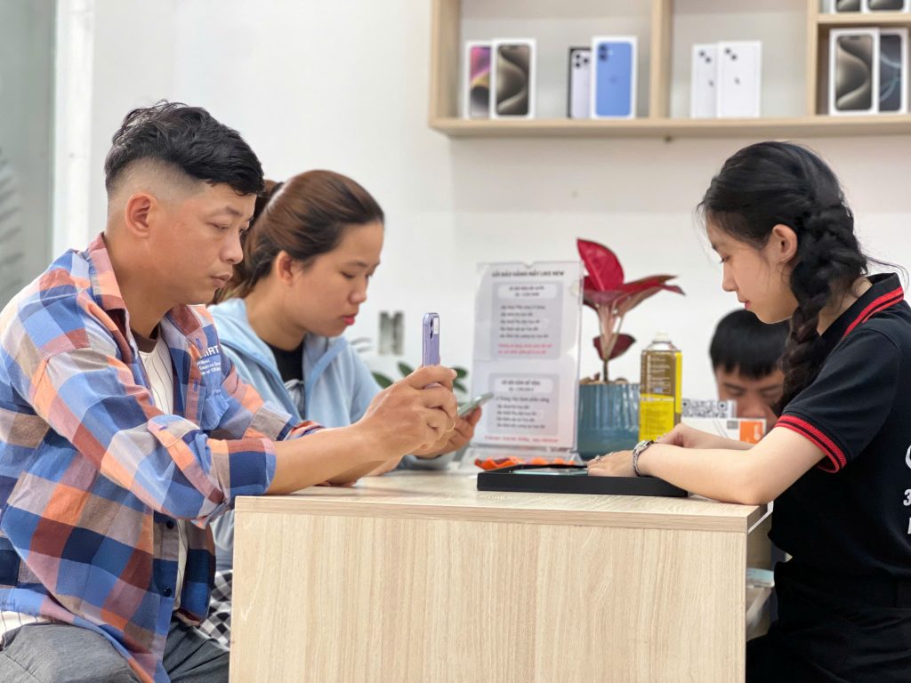 Táo 247 Đà Nẵng cam kết bán máy zin 100%, giá tốt, bảo hành trọn đời.