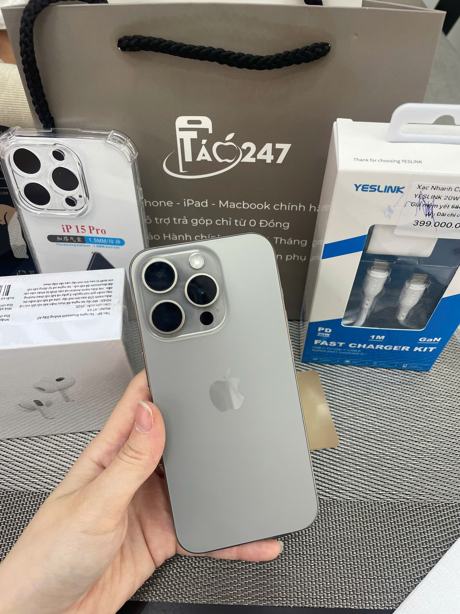 iPhone 15 Pro Max cũ Đà Nẵng zin 100% tại cửa hàng Táo 247