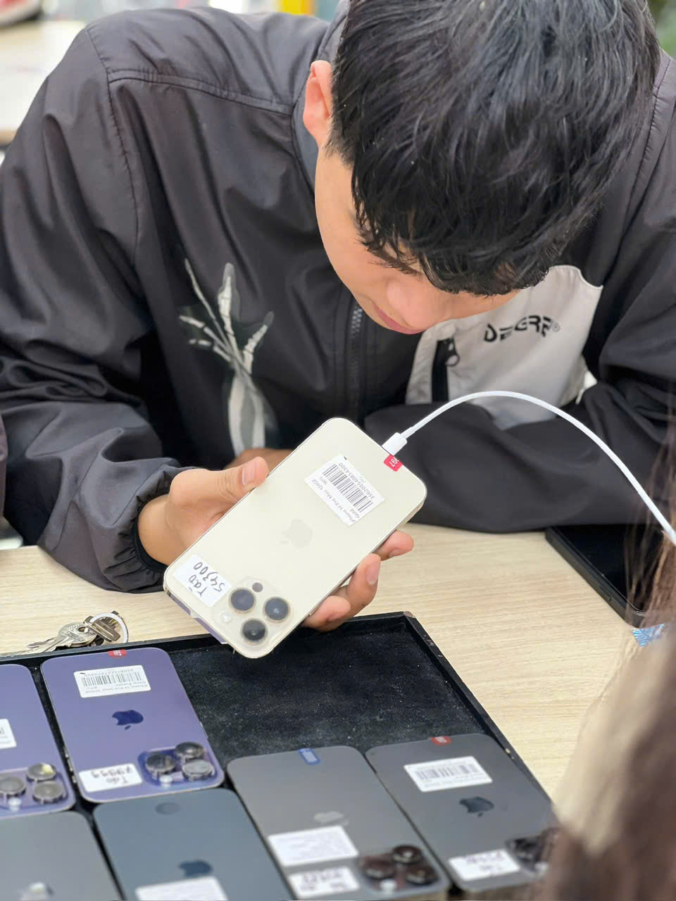 Cách kiểm tra iPhone cũ chính hãng tại Đà Nẵng trước khi mua – Táo 247