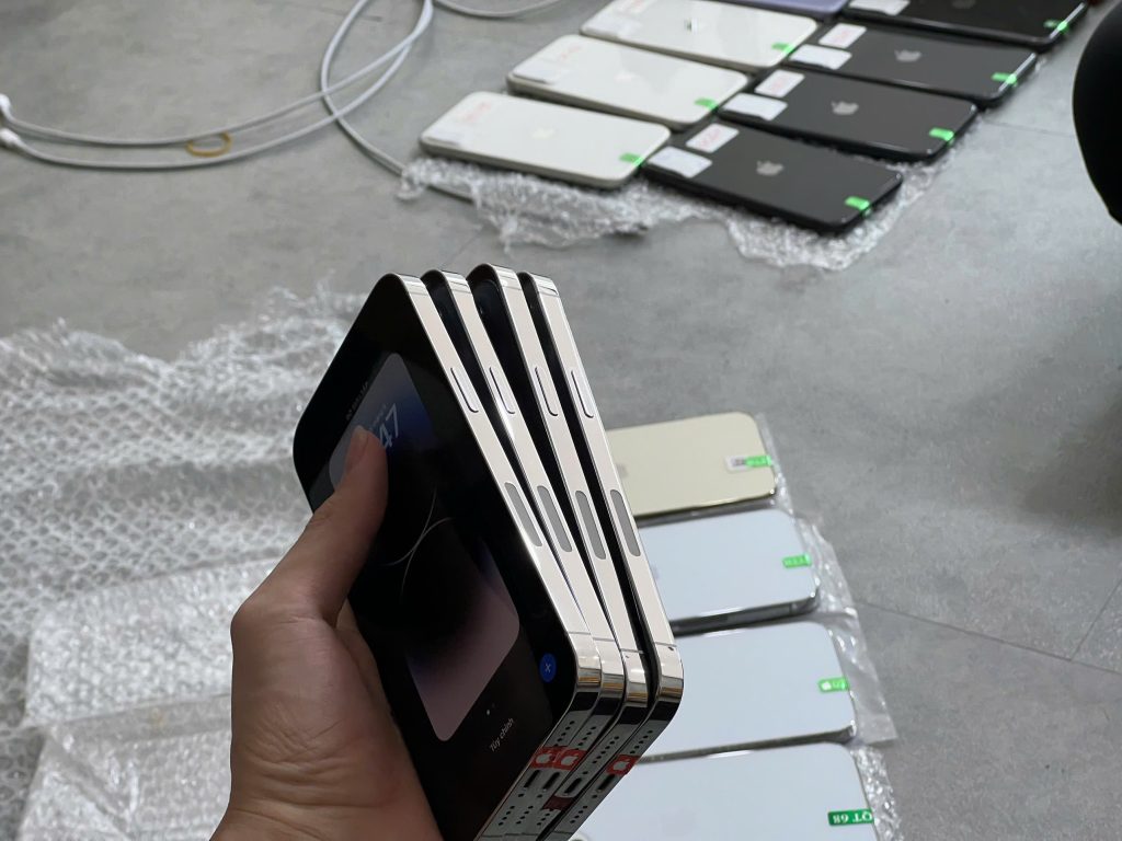 Giá iPhone cũ Đà Nẵng tại cửa hàng Táo 247 – máy zin, bảo hành 12 tháng