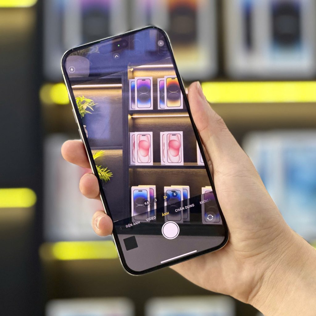 Trải nghiệm camera iPhone 15 mới tại cửa hàng Táo 247 Đà Nẵng