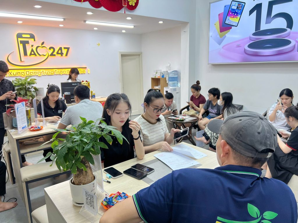 Mua iPhone cũ Đà Nẵng tại cửa hàng Táo 247 uy tín, chất lượng, hỗ trợ trả góp 0%