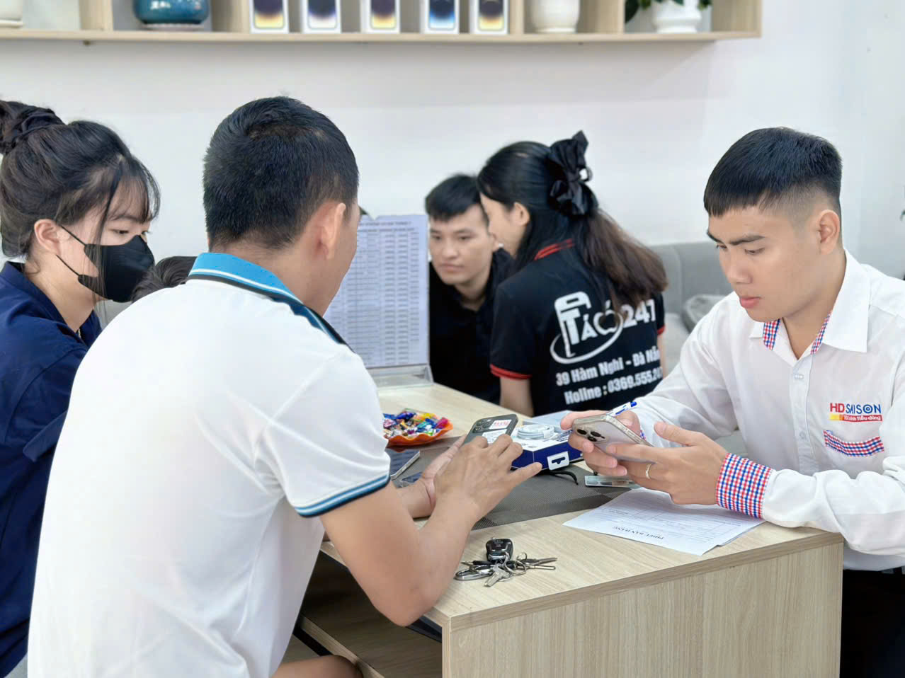 Mua iPhone trả góp tại Táo 247 Đà Nẵng - Tư vấn nhiệt tình và hỗ trợ khách hàng