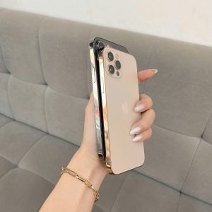 iPhone 12 Pro Max cũ màu vàng và đen tại Táo 247 Đà Nẵng