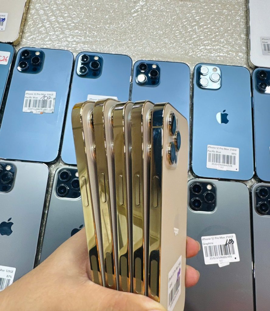iPhone 12 Pro Max số lượng lớn tại Táo 247 Đà Nẵng – đủ màu, zin 100%, hỗ trợ trả góp 0%.
