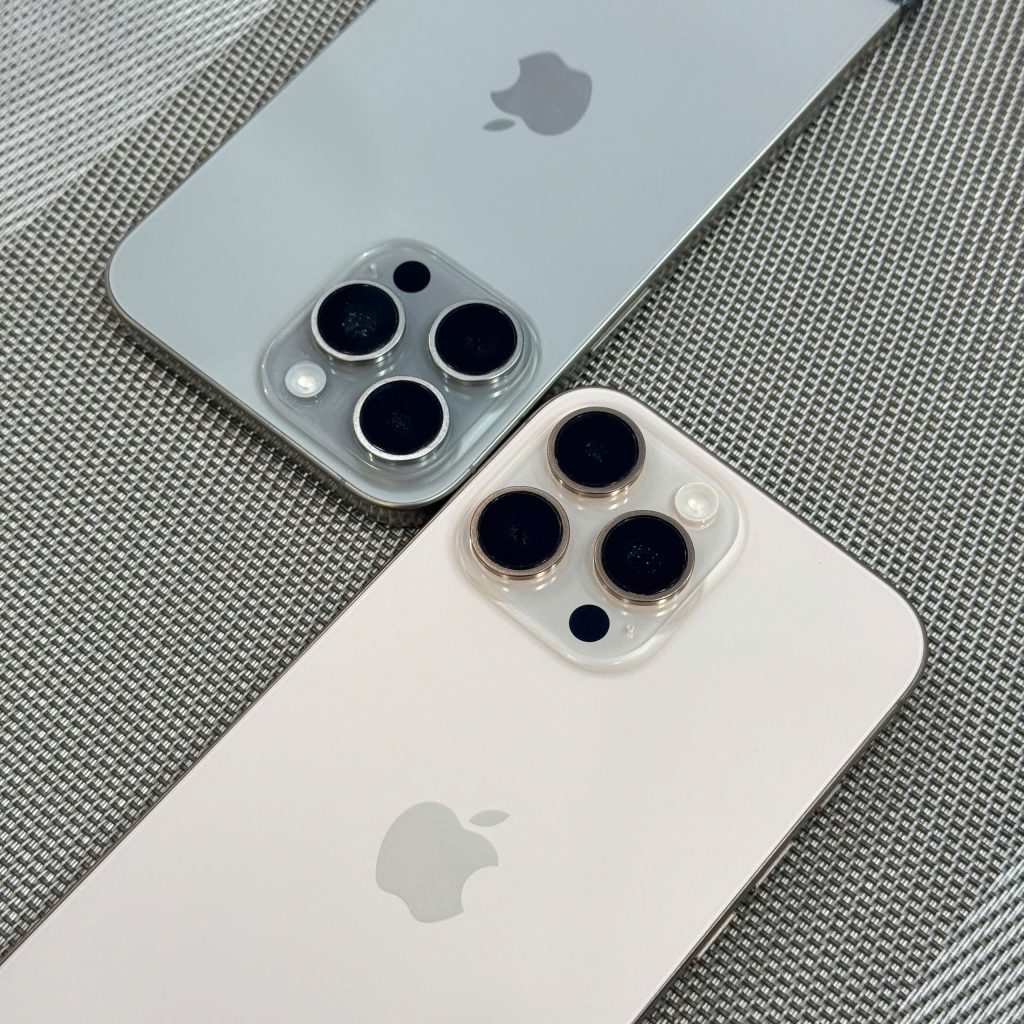 Hai phiên bản màu iPhone 16 Pro Max mới tại Đà Nẵng – Thiết kế mặt lưng và cụm camera cao cấp