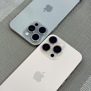 Hai phiên bản màu iPhone 16 Pro Max mới tại Đà Nẵng – Thiết kế mặt lưng và cụm camera cao cấp