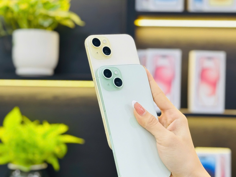 iPhone lock mở mạng Đà Nẵng - Hình ảnh mặt lưng hai phiên bản màu mới tại cửa hàng