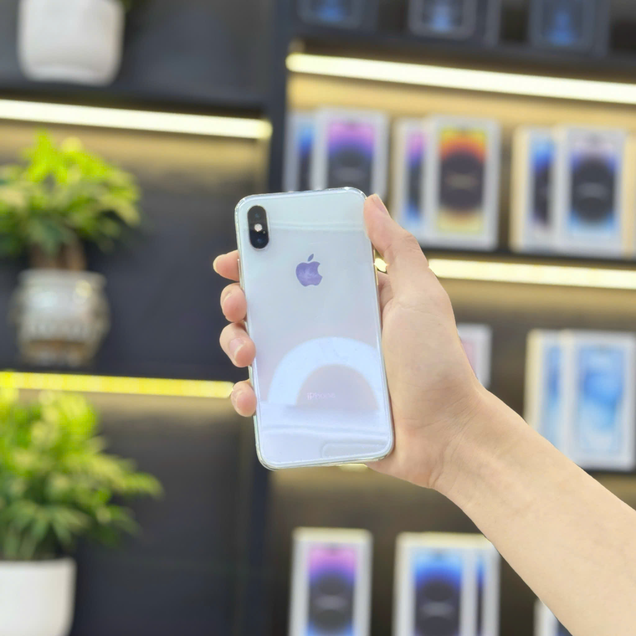 Mặt lưng iPhone XS Max cũ Đà Nẵng đẹp như mới tại Táo 247