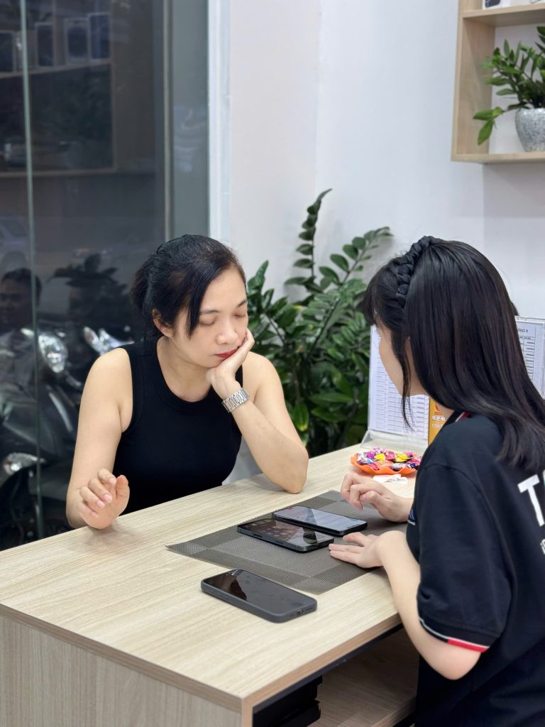 Cách chọn iPhone cũ Đà Nẵng uy tín tại Táo 247