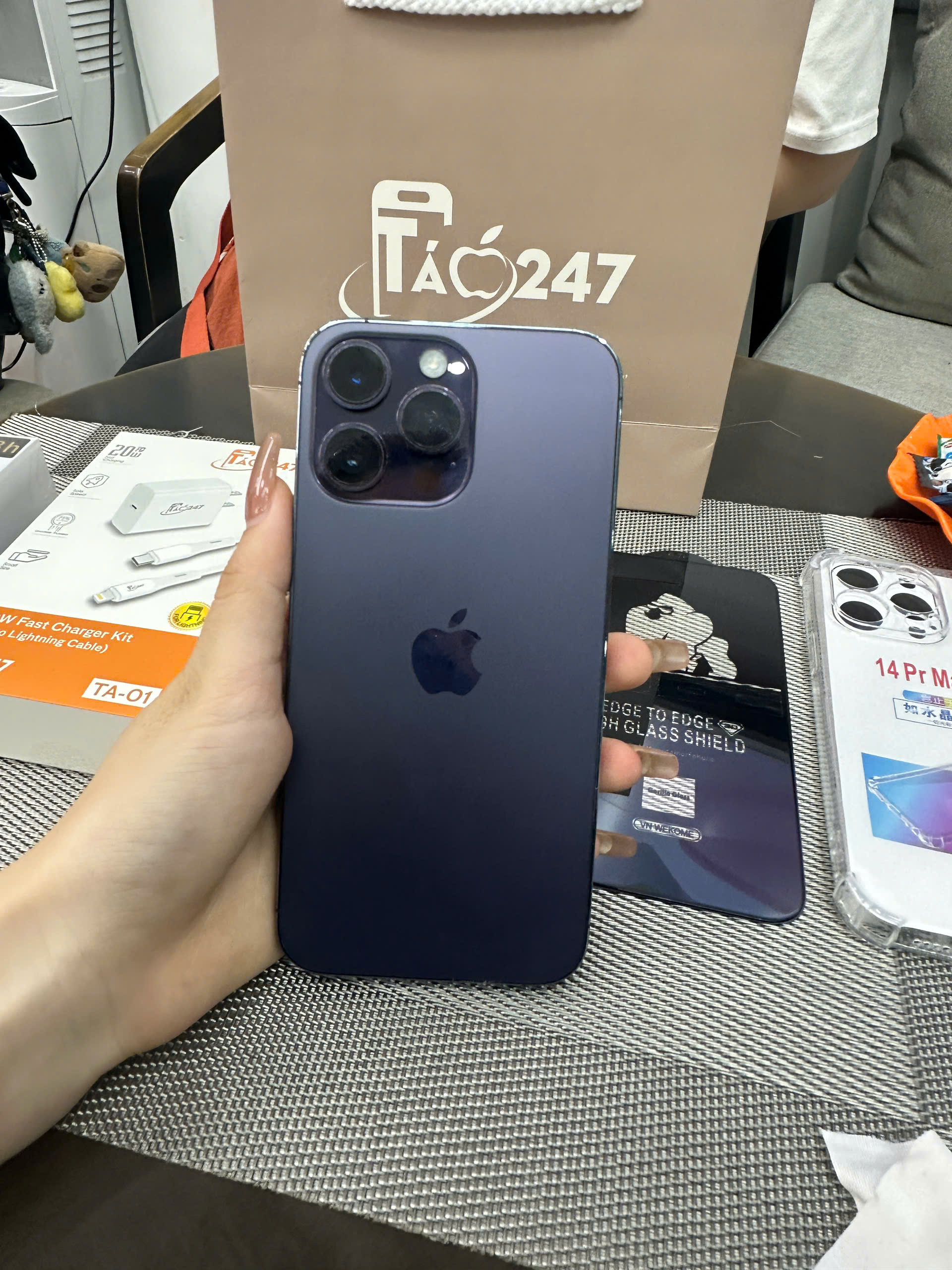 iPhone 14 Pro Max cũ màu tím tại Táo 247 Đà Nẵng – Máy zin, phụ kiện đầy đủ, bảo hành uy tín
