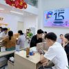 Không gian cửa hàng Táo 247 Đà Nẵng – đông khách trải nghiệm và mua iPhone chính hãng