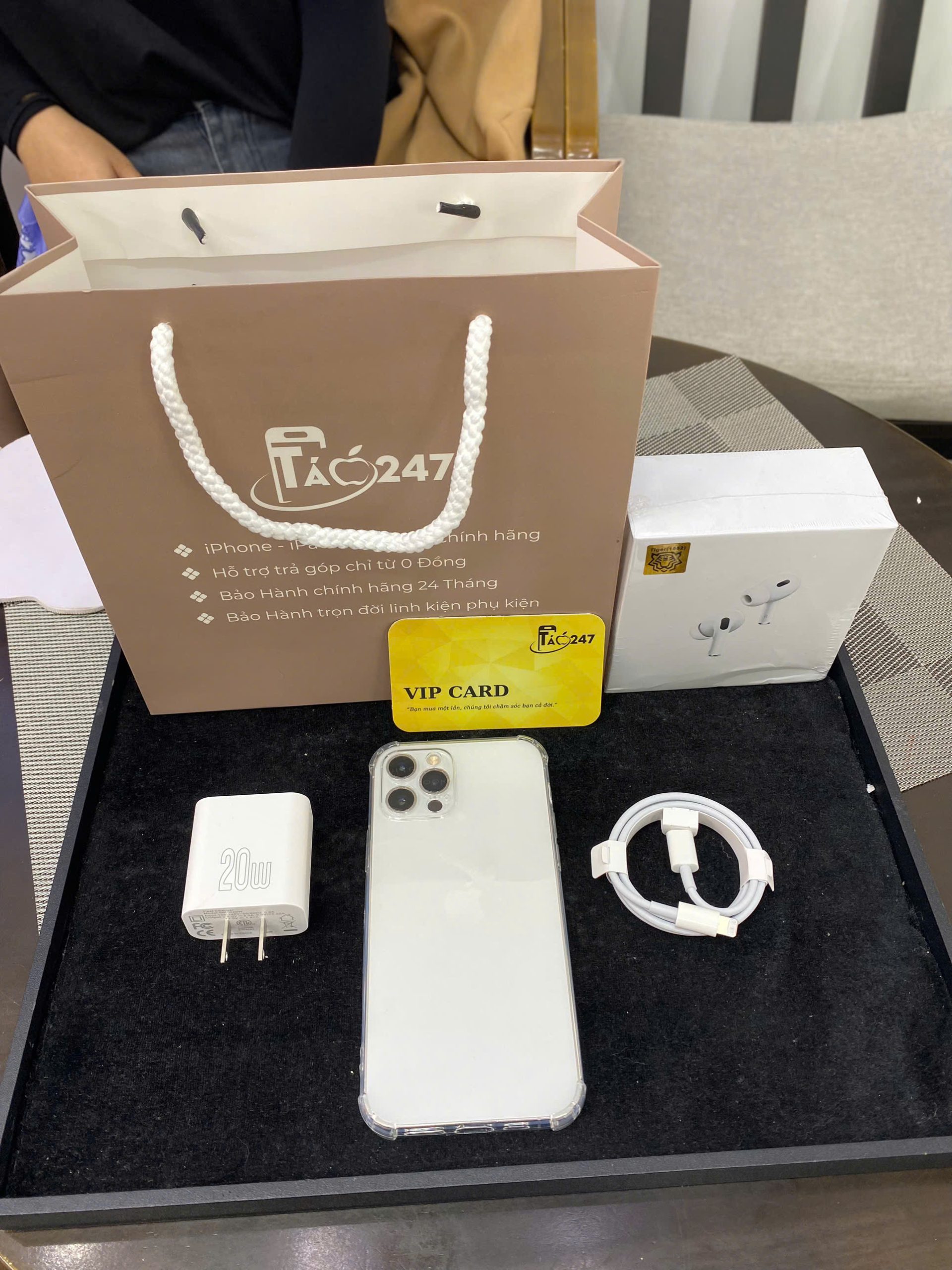 iPhone cũ fullbox phụ kiện chính hãng tại Táo 247