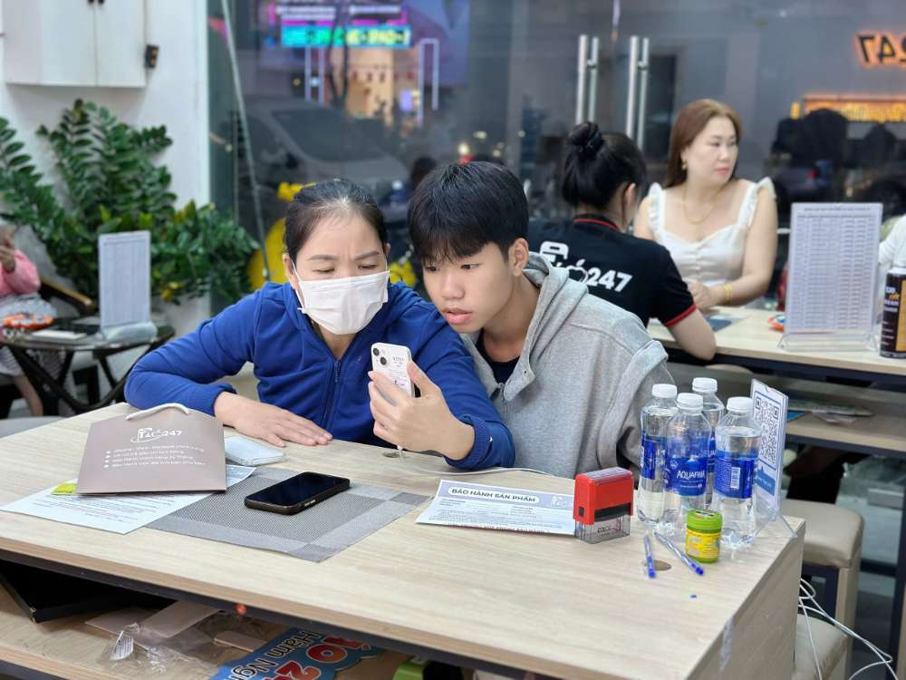 Mua iPhone cũ uy tín Hồ Chí Minh tại Táo 247 – máy zin 100%, bảo hành dài hạn