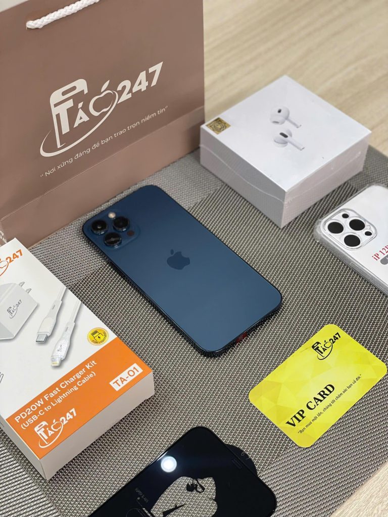 z7079457367747_b28d7345f5569ab2f5309d768ef2062b