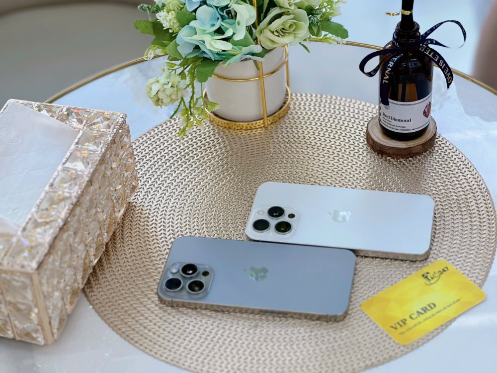 iPhone 15 Pro Max giá rẻ Hồ Chí Minh – Hình thực tế tại cửa hàng Táo 247 Gò Vấp, máy zin 100%, bảo hành 12 tháng