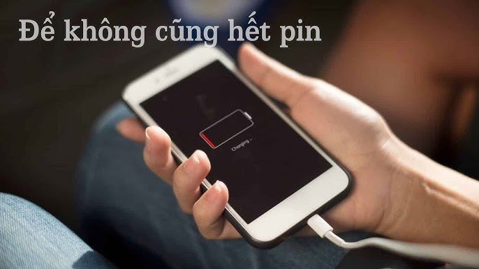 Thay pin iPhone 6 Đà Nẵng – kiểm tra và test pin Zin EU tại Táo 247 trước khi lắp đặt