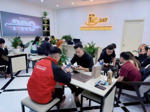 Thay pin iPhone tốt Đà Nẵng tại Táo 247 – pin EU VTECH chính hãng, bảo hành 12 tháng