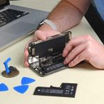 Thay pin iPhone Táo 247 Đà Nẵng pin zin chính hãng, kỹ thuật viên thao tác chuyên nghiệp, thay lấy liền