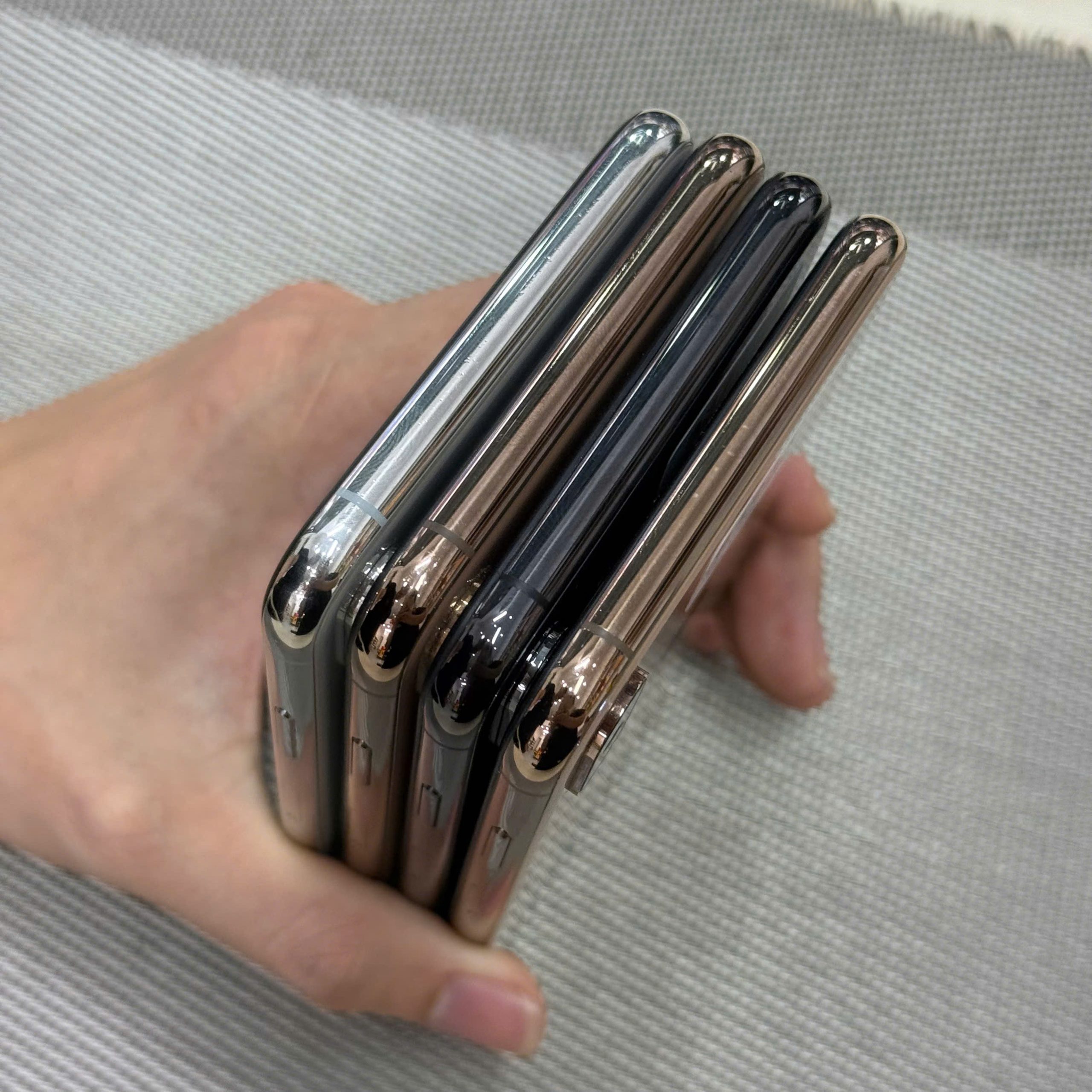 Thay pin iPhone XS Đà Nẵng tại Táo 247 – Pin zin chính hãng, bảo hành 18 tháng
