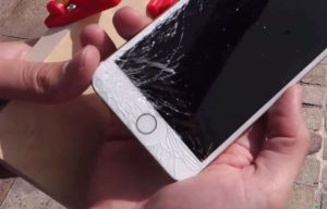 iPhone 8 Plus bị hỏng màn hình