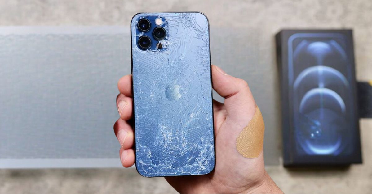 Mặt lưng iPhone 12 bị vỡ kính sau, nứt mặt lưng cần thay mới