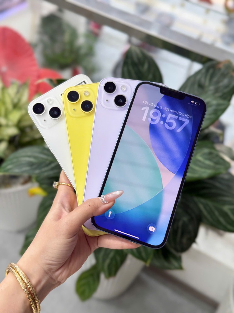 Các màu iPhone 14 Plus cũ like new cầm trên tay tại Táo 247 Đà Nẵng