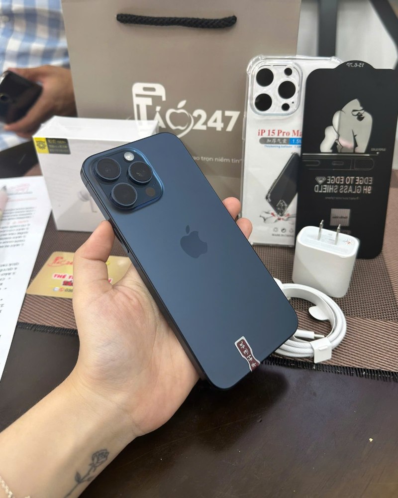 iPhone 15 Pro Max Blue Titanium Táo 247
