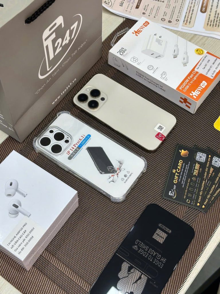 iPhone sạc bao nhiêu W - iPhone 14 Pro kèm bộ sạc nhanh 20W tặng khi mua máy tại Táo 247