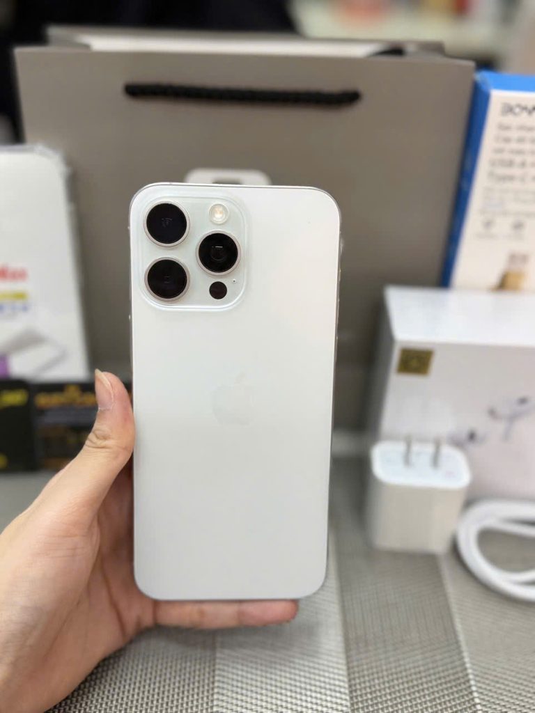 iPhone 15 Pro Max cũ màu Titan Trắng zin 100% bảo hành 12 tháng tại Táo 247 Đà Nẵng
