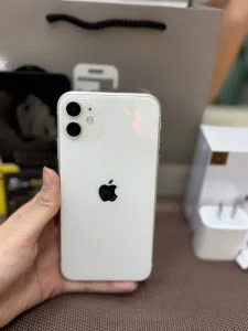iPhone 11
