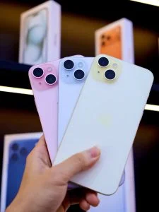 iPhone 15 Plus
