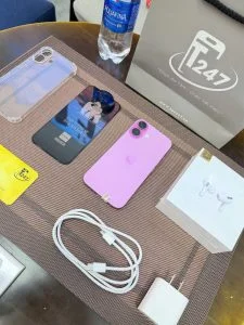 iPhone 16
