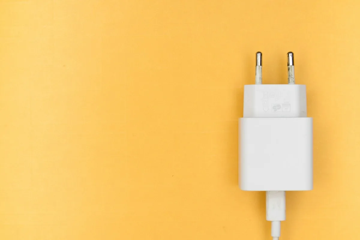 Củ sạc USB-C dùng để sạc nhanh iPhone 18 Pro