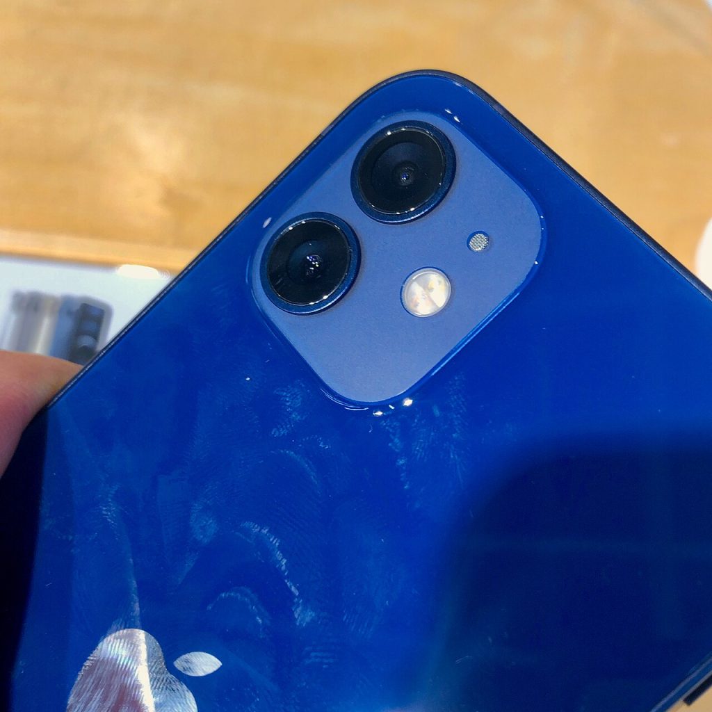 iPhone 12 màu xanh, đời iPhone đầu tiên có 5G